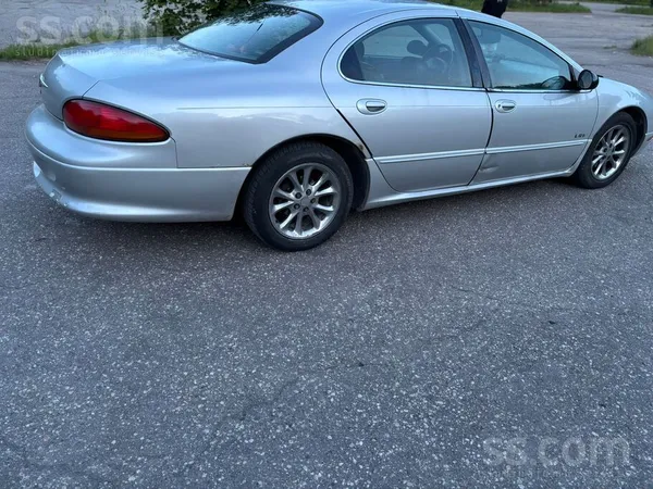Pārdodu šo skaisto limuzinu. Jauna apskate. Auto darba kartiba sedies un brauc. Jaunajam īpašniekam eļļas maiņa un gazes ieka ...