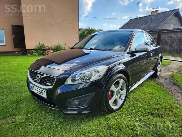 Volvo Pārdodu 2010. Gada Volvo C30 R-Design ar ekonomisk