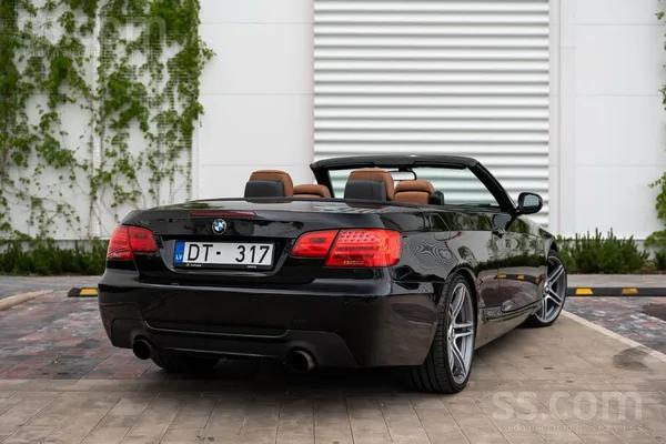 BMW Lci 330d Cabrio ar automātisko kārbu un perfektu s