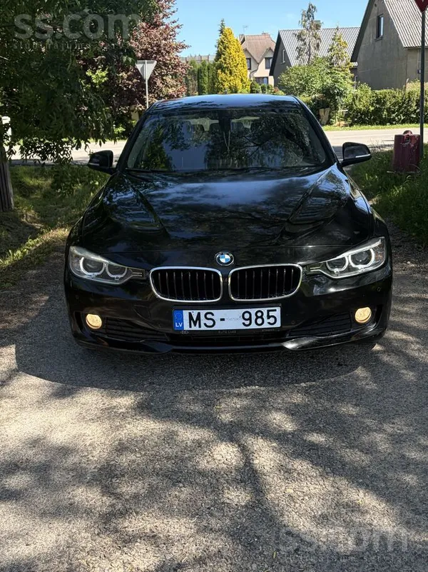 BMW Pārdošana ir laps bmw kas ir regulāri mainītas eļļ
