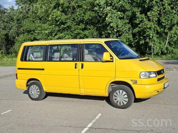 Volkswagen Tiek pardots VW Caravelle, divu litru benzīns. Iev