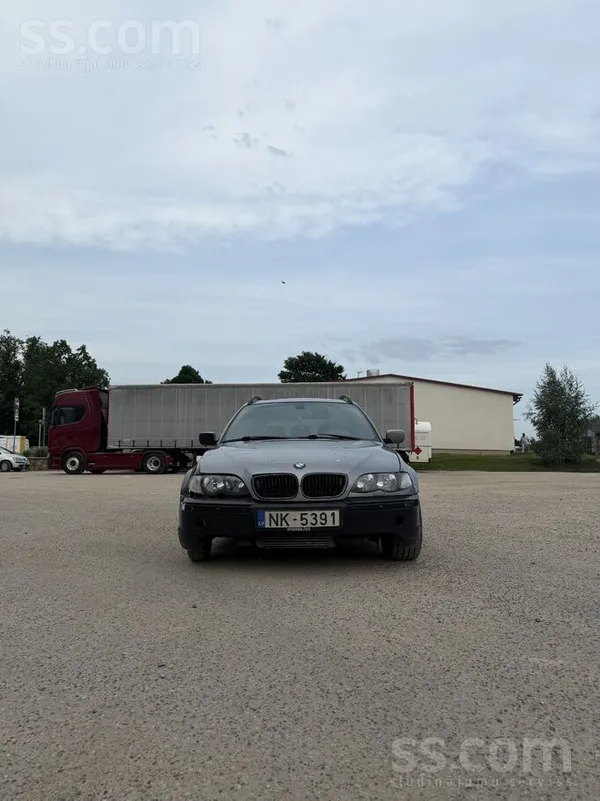 BMW Pardodu BMW E46 330d sīkāk pa telefonu ...