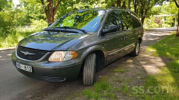 Chrysler Продам Chrysler Town & Country, (Platinum Series) 