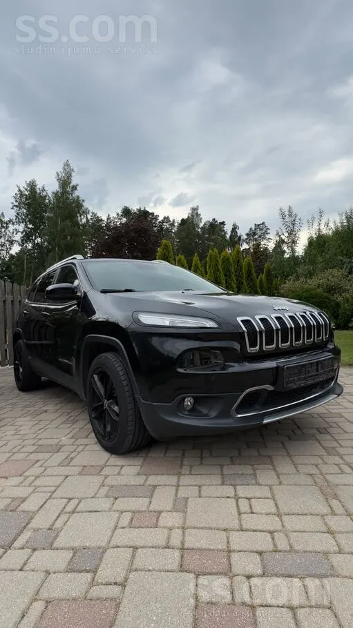 Jeep Jeep Cherokee Limited 4x4 (2015. modeļa gads) 