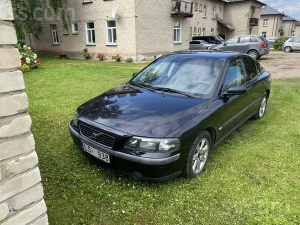 Volvo Sakarā ar jauna auto iegādi pardodu Volvo S60, 120