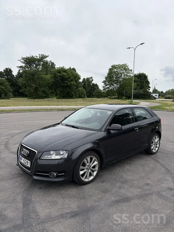Audi Tirgoju Audi A3. 2012. gads. 