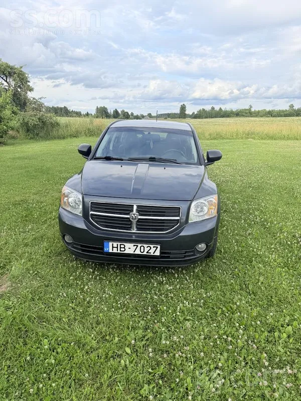 Dodge Pārdodu Dodge Caliber 1.8 benzīns, manuālā kārba, 