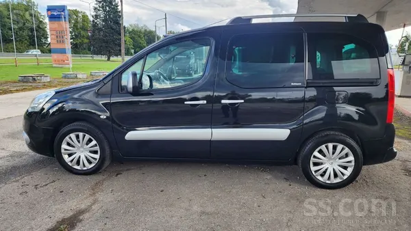 Citroen Citroen Berlingo dzinējs 1.6cdi 82Kw/112Zs - ļoti 
