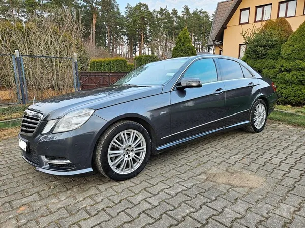 Mercedes Mercedes Benz E250 4Matic, 150Kw. Amg пакет, подру
