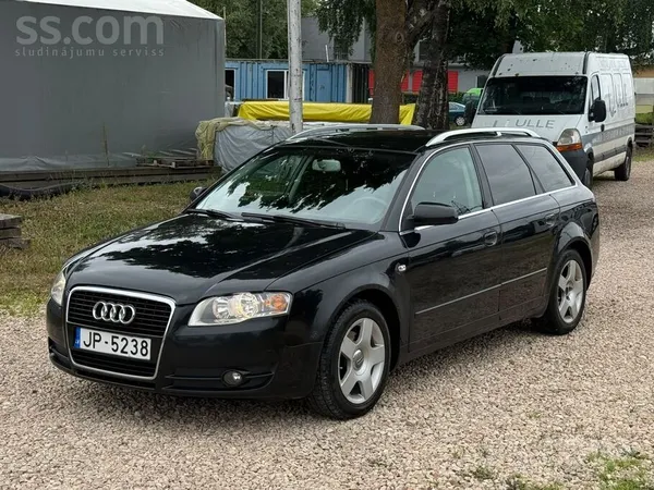 Audi Pārdod Audi A4 , 2.0 Dīzelis , Mehāniskā ātrumkārb