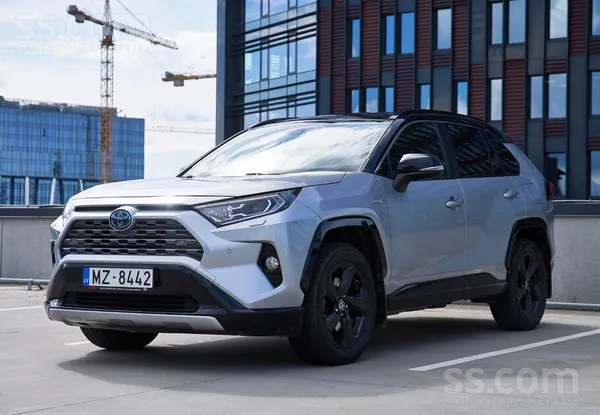 Toyota Pārdodu Toyota Rav4 Hybrid 2.5 Style 4x4 ar automā