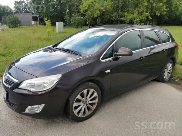 Opel Pārdodu Opel Astra Sport Tourer, 1.6 gāze/benzīns,