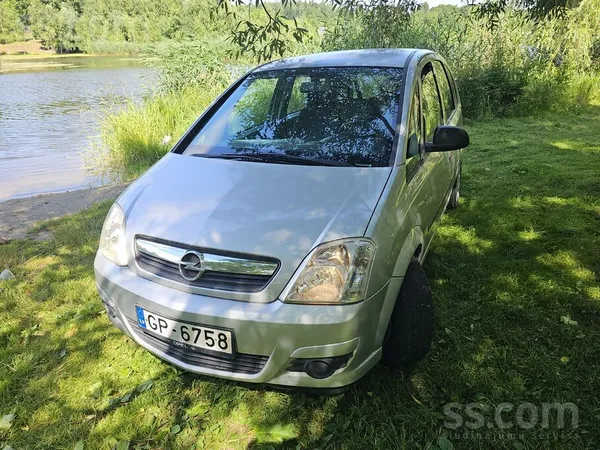 Opel Normālā stāvoklī, tiek izmantots. Nav stāvējis. ..