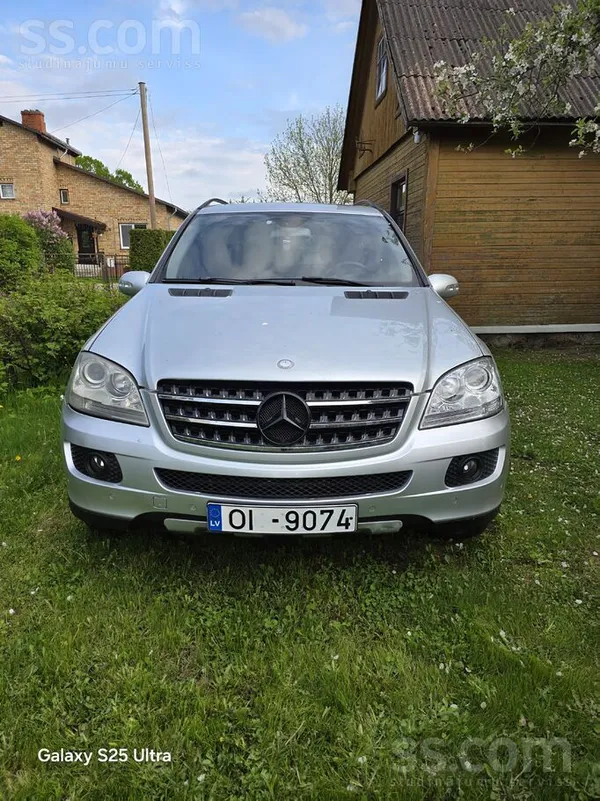 Mercedes Pardodu vaj ari majnu izskatishu visus pidavajumus