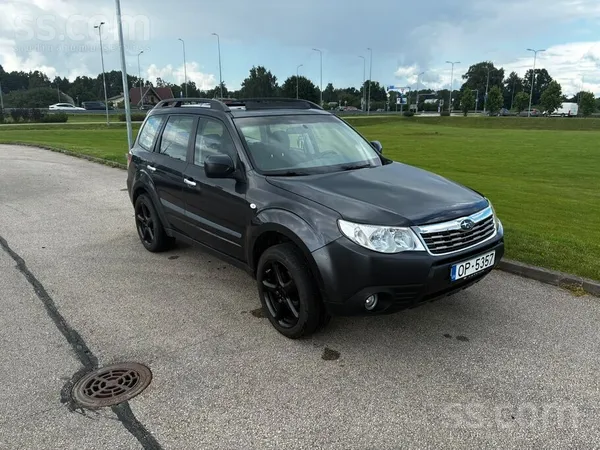 Subaru Pārdodu Subaru Forester 2.0 benzīns/gāze, 110 kW, 