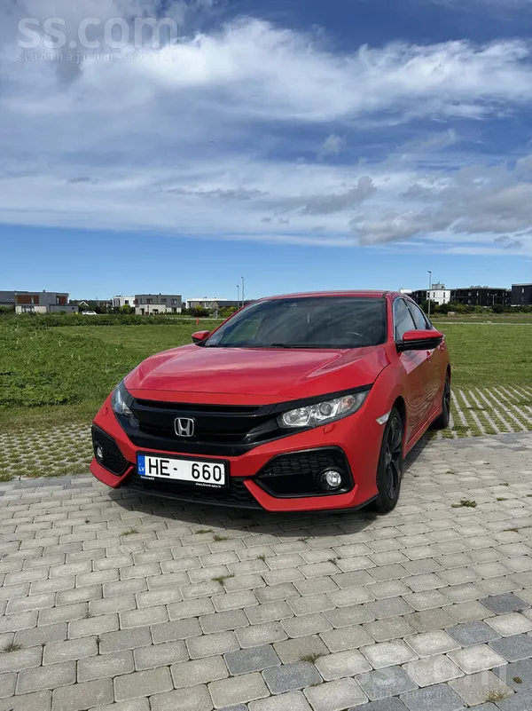 Honda Civic 2018. gada (5Dr) - ekonomisks un stilīgs automobilis lieliskā te