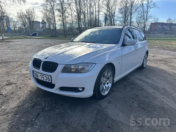 BMW BMW 318i 2009 gada mehāniska kārba. 
