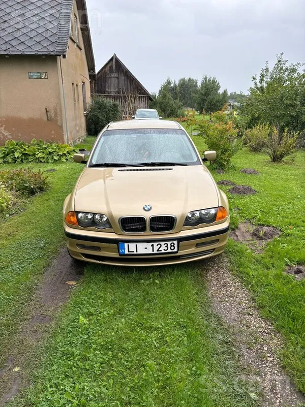 BMW Pardodu vai mainu pret universalu masinu sakara ar