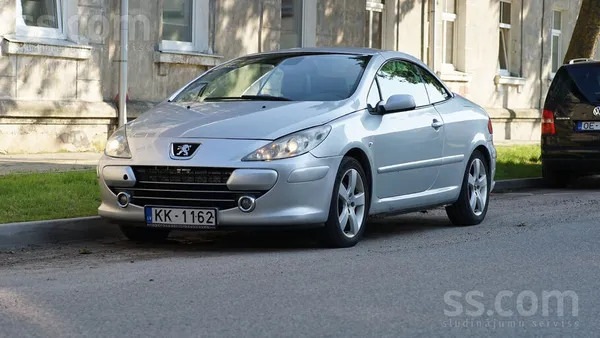 Peugeot Pārdodu skaistu un komfortablu Peugeot 307 CC, ar 