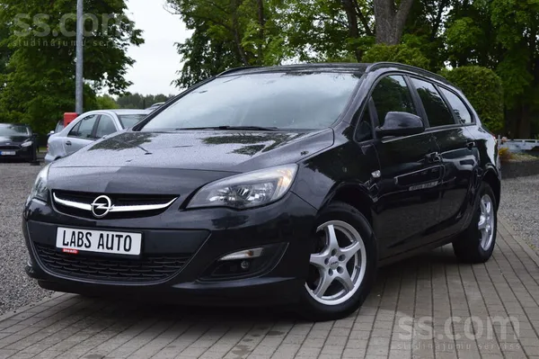 Opel Opel Astra Sports Tourer Edition 1.4 16V Ecotec 10