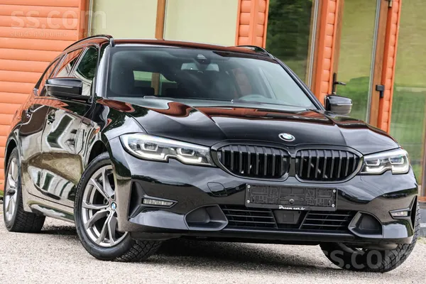 BMW G21 Sport Line 2.0i, Sporta ādas salons, adaptīvā 