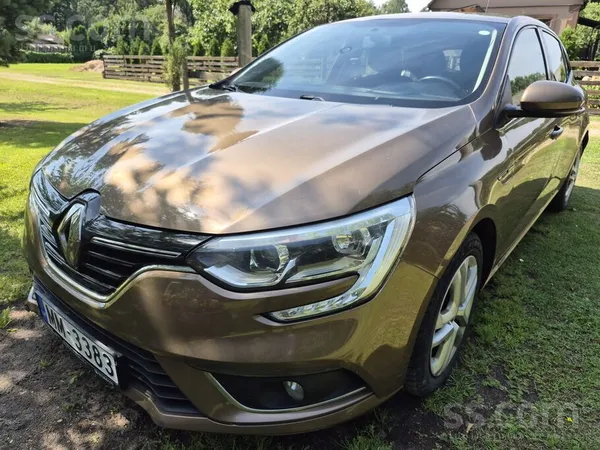 Renault Stilīgs un ļoti ekonomisks auto. Braukusi sieviete