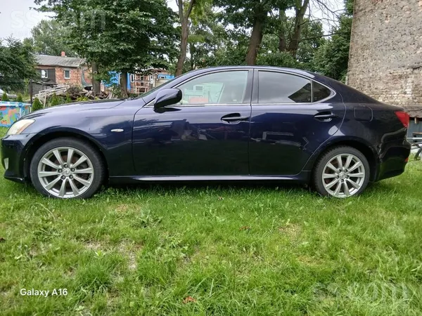 Lexus Pārdod auto, nesen izieta apskate. ...