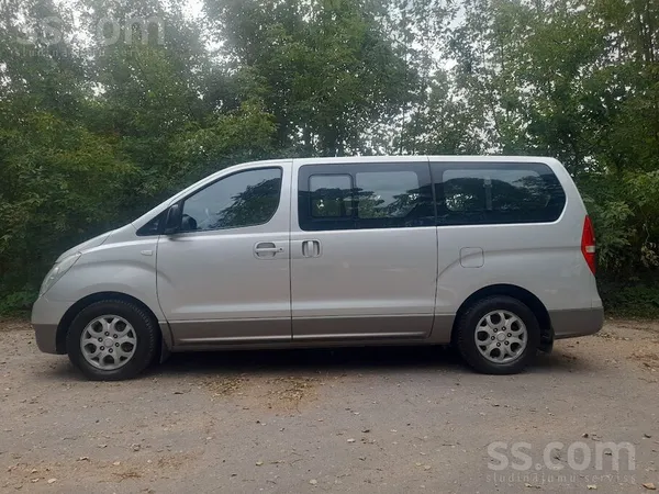 Hyundai Hyundaj H-1. Travel 2.5 Crdi. 125Kw. Из Бельгии.