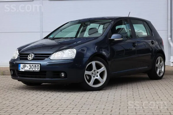 2.0d, 103kw, manuāls

-parkošanās sensors aizm. 
-lietus sensors
-borta