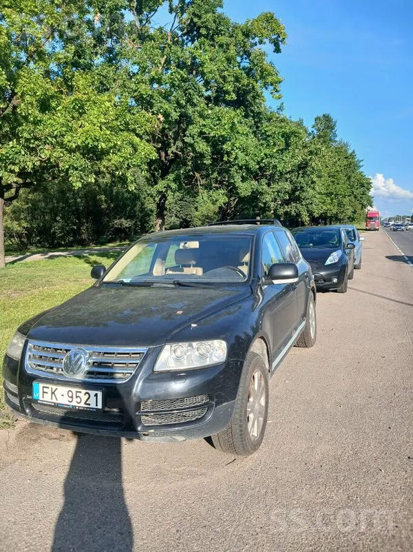 Volkswagen Продам VW Touareg 2.5 tdi. Автомат. Покупался в Ла