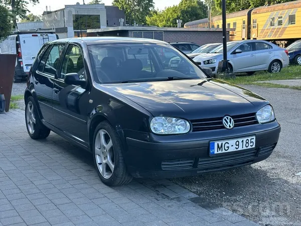 Volkswagen Pārdod Volkswagen Golf 4 ar tehnisko apskati līdz