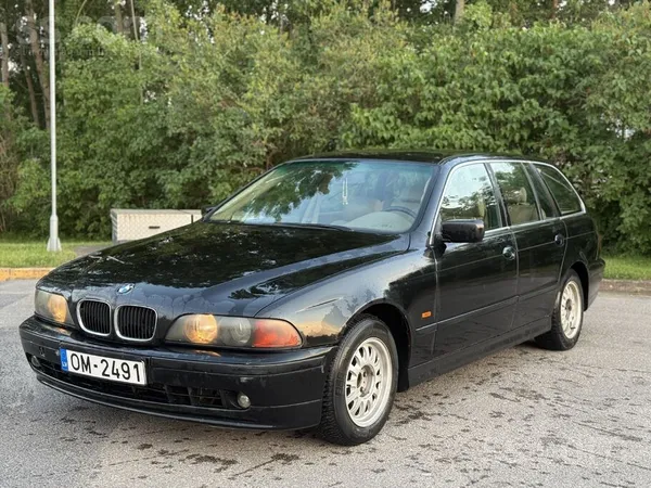 BMW Pārdodu BMW E39 523i