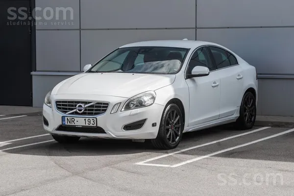 Volvo Volvo S60 2.4 dīzelis, Automāts. 