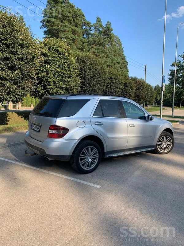 Mercedes Pārdodu no Holandes nesen ievestu auto. 