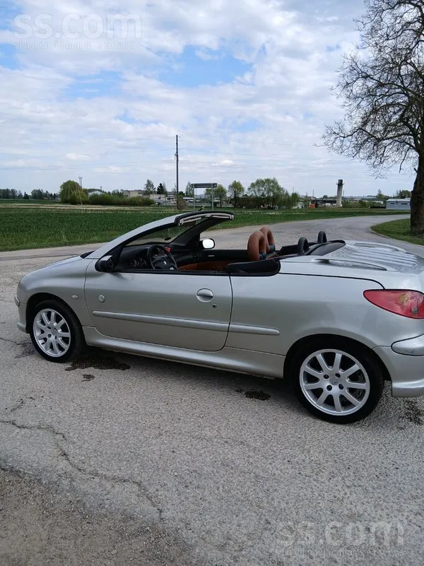 Peugeot Peugeot 206cc kabriolets ar elektriski nolaižamu c