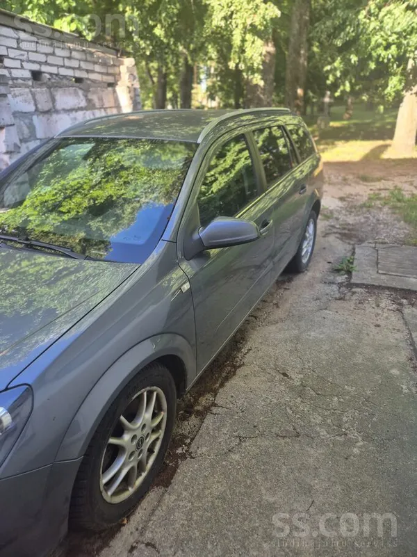 Opel Pārdodu opelīti. 