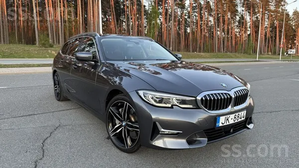 BMW BMW 330E Plug-in Hybrid, Luxury Line. 