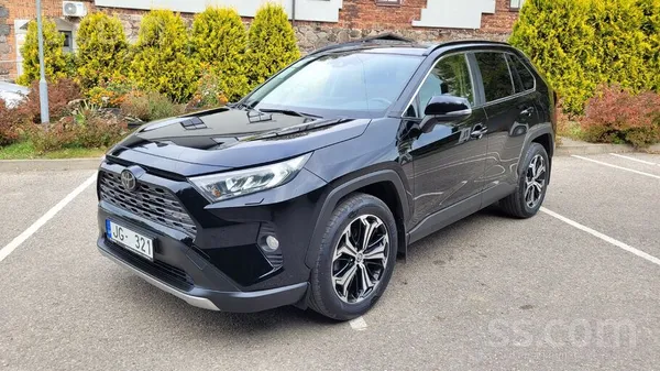 Toyota Rav4 Luxury Plus Fwd Multidrive S; Technology komp