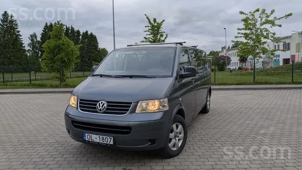 Volkswagen Pārdodu VW Caravelle, 2006. gada 2.5l dīzelis, 6 p