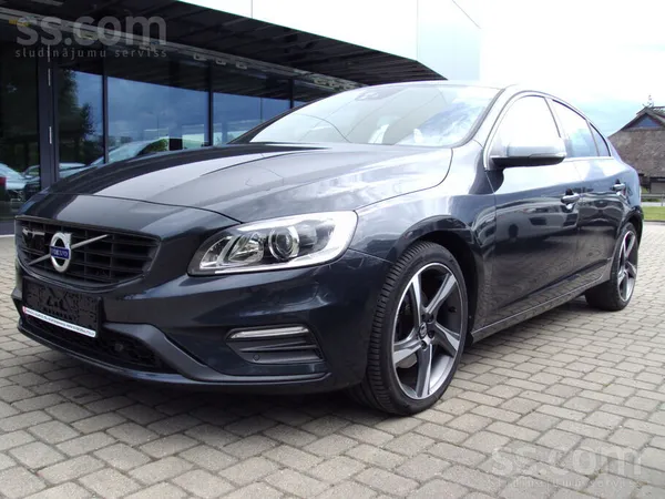 Volvo S60 D4 
R-Design komplektācija. 
133kW
Ir piekabes āķis. 
Auto atv
