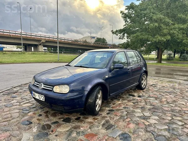 Volkswagen Pardodu labu golfu. 85kw, 6 pakāpju manuāla kārba.