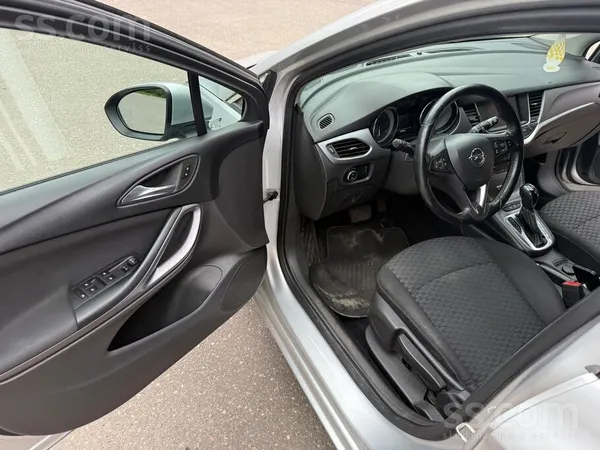 Opel Pārdodu Opel Astra Sports Tourer+ 2016, pelēka, au