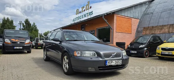 Volvo Praktisks V70. TA līdz 22.10.2026. Daudz labu ekst