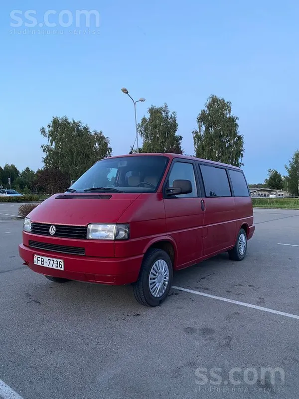 Volkswagen Pārdošanā busiņš normālā tehniskā stāvoklī. Jauna 