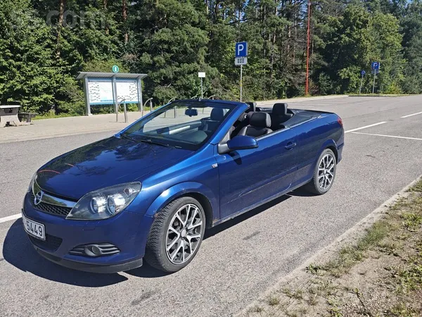 Opel Pārdodu vasaras auto, mazliet jāpiestrādā pie jumt