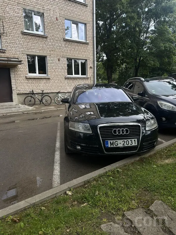 Audi Продается надежный автомобиль Audi A6 