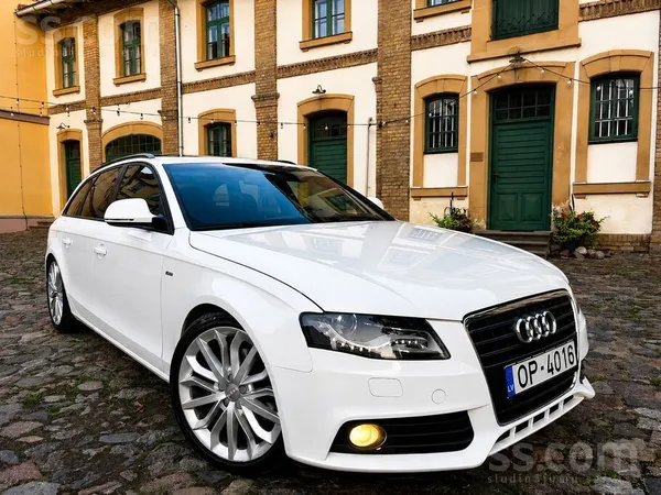 Audi Pārdodu sterilu un glītu Audi A4 B8. 2009. Gada, 2