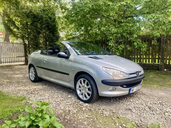 Peugeot Pārdodu kabrioletu Peugeot 206 CC, 1.6 benzīns. Me