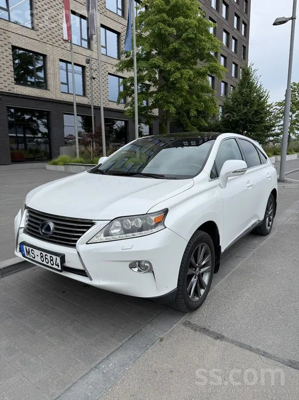 Lexus Продается ухоженный Lexus RX 450h в максимальной к
