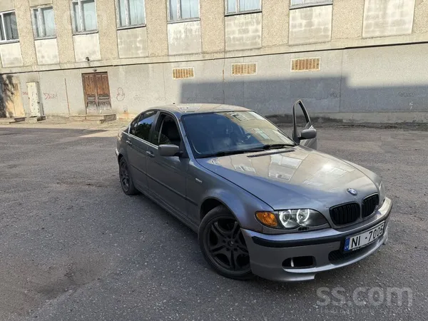 BMW 320